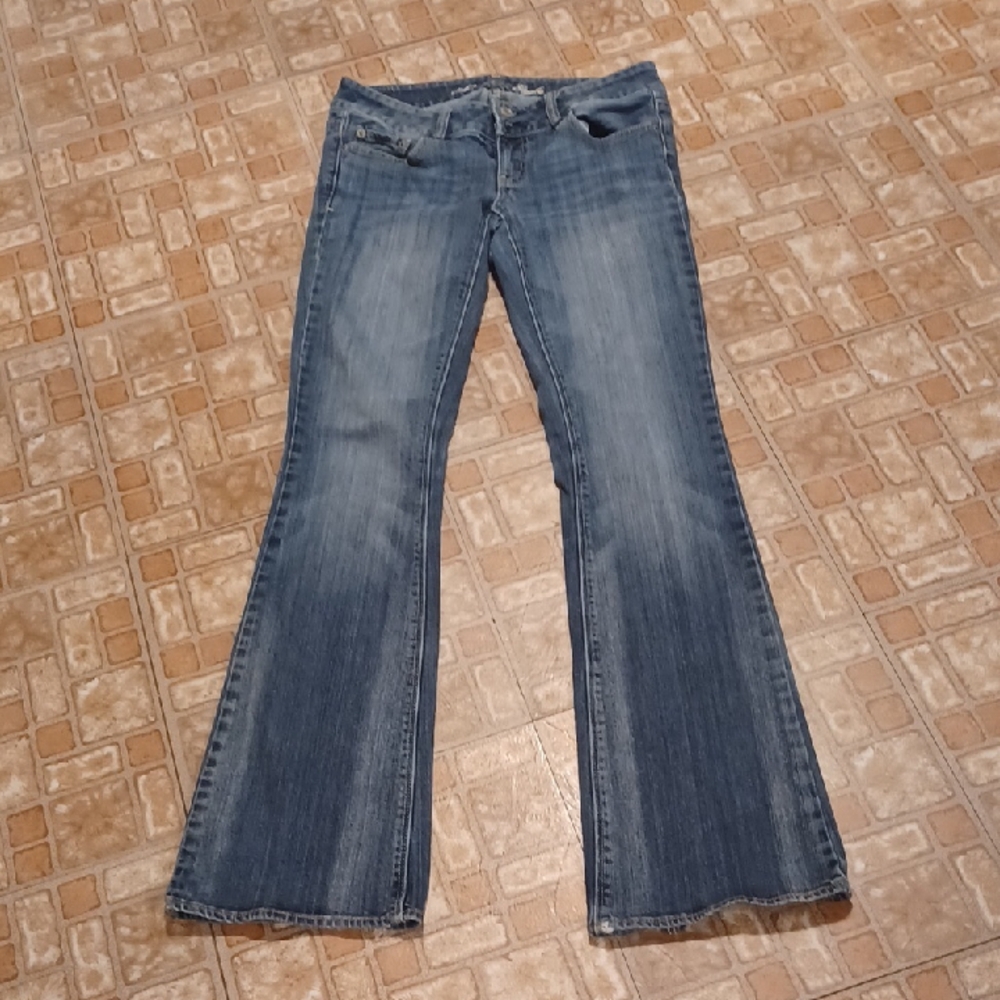 American Eagle Outfitters Blue Flare Jeans Size 2 Long  Artist